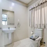 Beautiful, 3br Seafront In Ferries By 360 Estates