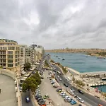 Beautiful, 3br Seafront In Ferries By 360 Estates Apartamento Sliema