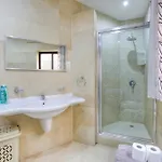 Beautiful, 3br Seafront In Ferries By 360 Estates Apartamento *