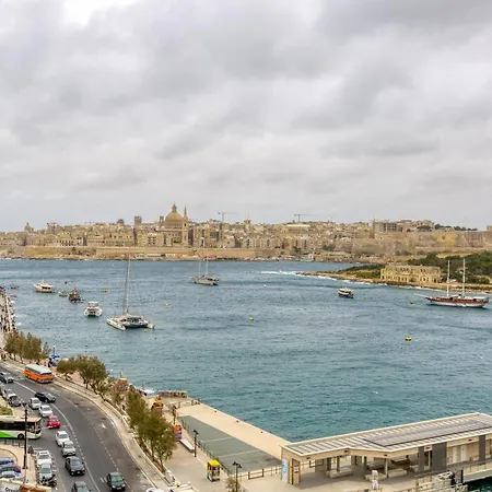 Beautiful, 3br Seafront In Ferries By 360 Estates * Sliema