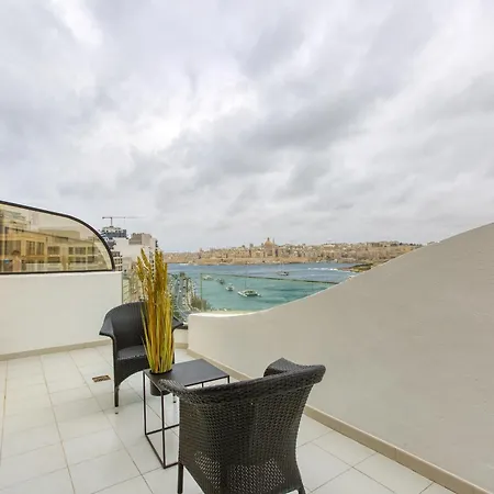 Apartment Beautiful, 3br Seafront In Ferries By 360 Estates *