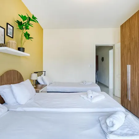 Beautiful, 3br Seafront In Ferries By 360 Estates