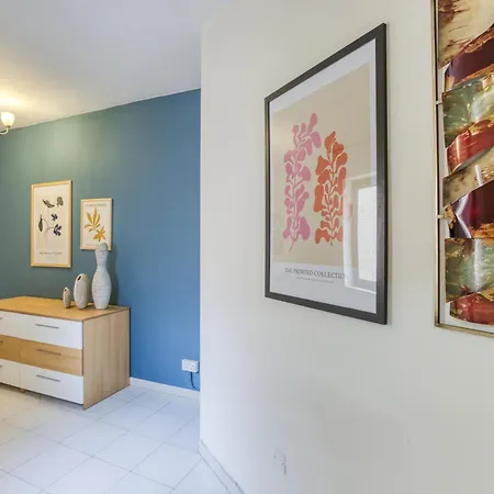 Appartamento Beautiful, 3br Seafront In Ferries By 360 Estates Sliema
