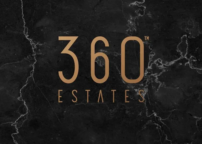 Apartment Beautiful, 3br Seafront In Ferries By 360 Estates *